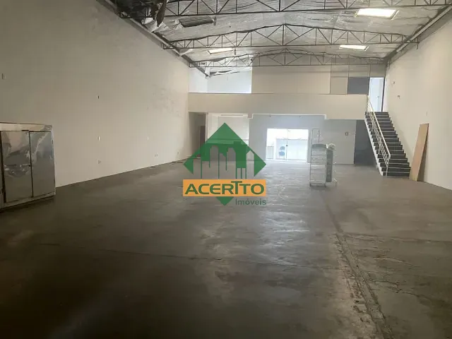 Galpão / Barracão com 330m², à venda, no bairro Ipanema em Araçatuba