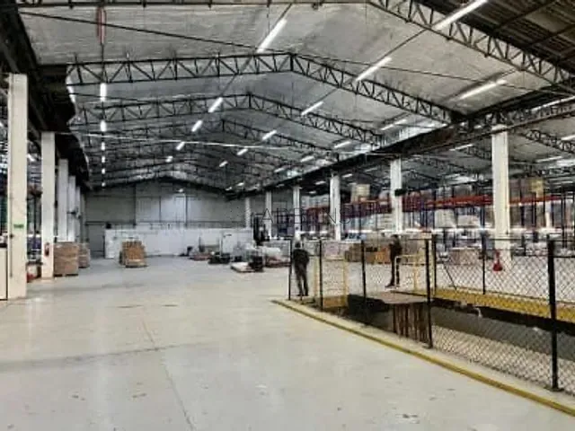 Galpão / Barracão com 11300m², para alugar, no bairro Vila Ribeiro de Barros em São Paulo