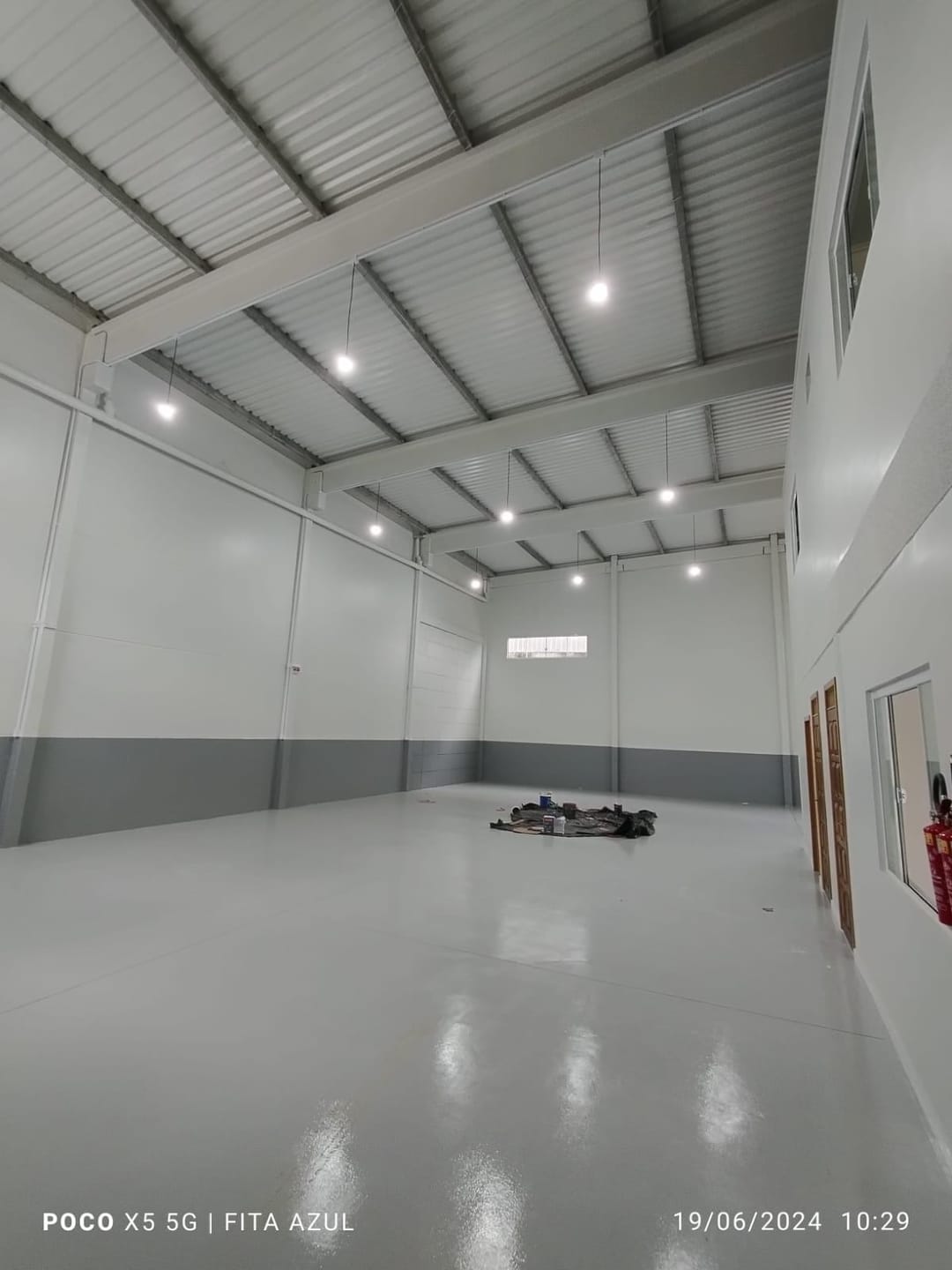 Depósito-Galpão, 357 m² - Foto 1