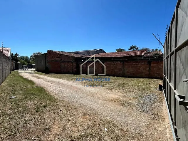 Galpão / Barracão com 1500m², à venda ou para alugar, no bairro Jardim Campo Alegre em Pindamonhangaba