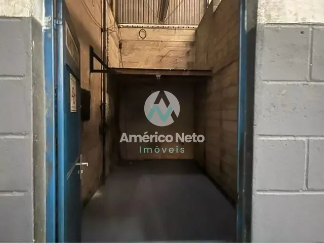 Galpão / Barracão com 1846m², para alugar, no bairro Vila Sacadura Cabral em Santo André