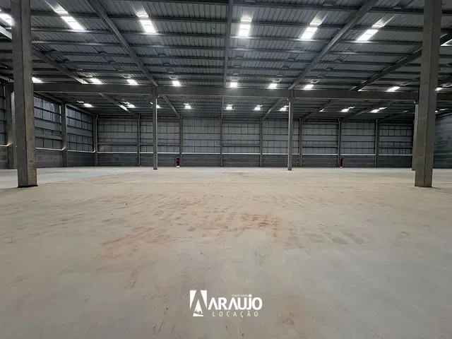 Galpão / Barracão com 3705m², para alugar, no bairro Escalvados em Navegantes