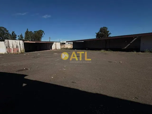 Galpão / Barracão para alugar, no bairro Vila Vilar em Ourinhos