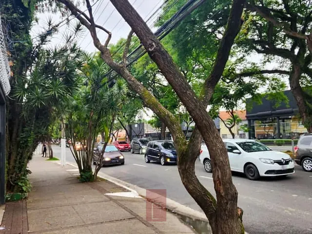Galpão / Barracão com 205m², para alugar, no bairro Bom Retiro em São Paulo