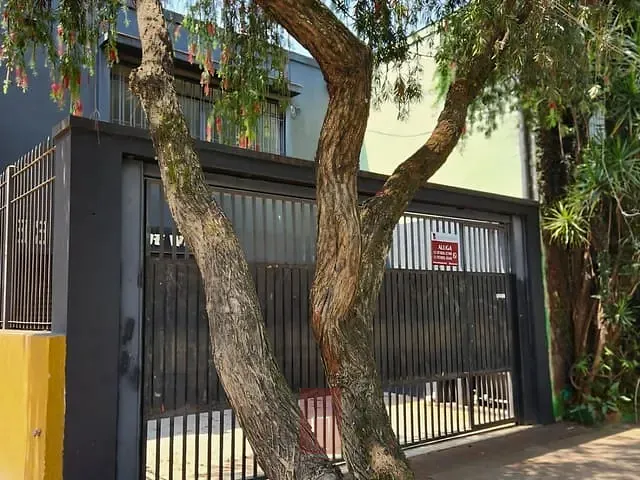 Galpão / Barracão com 205m², para alugar, no bairro Bom Retiro em São Paulo