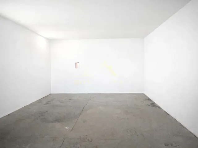 Galpão / Barracão com 220m², para alugar, no bairro Morro da Glória em Juiz de Fora