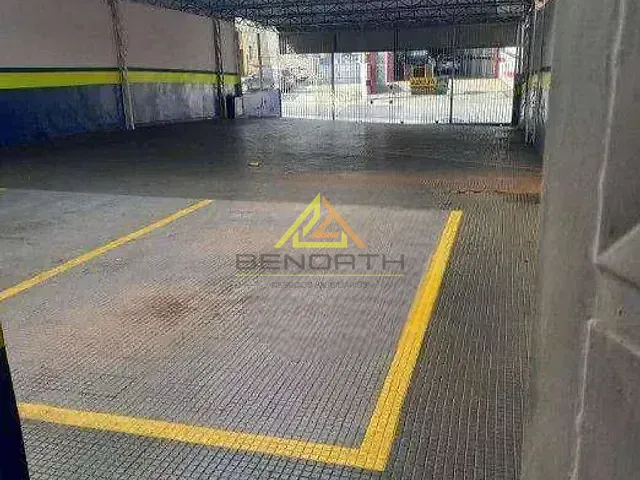 Galpão / Barracão com 300m², para alugar, no bairro Tucuruvi em São Paulo