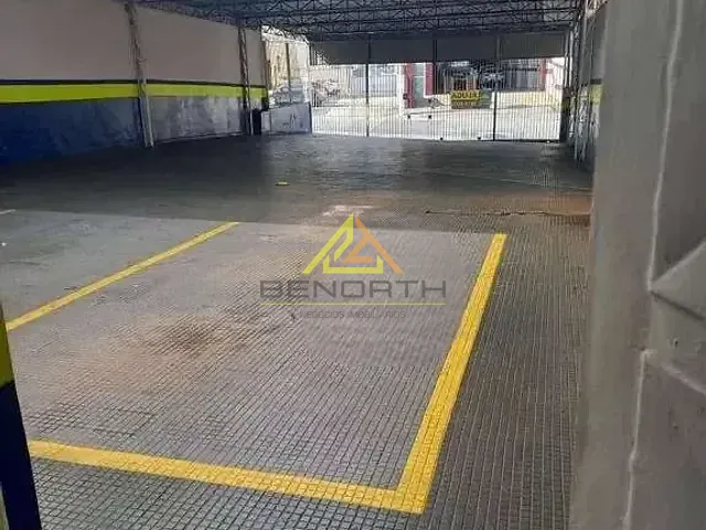 Galpão / Barracão com 300m², para alugar, no bairro Tucuruvi em São Paulo