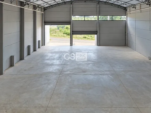 Galpão / Barracão com 1008m², para alugar, no bairro Cilo 2 em Londrina