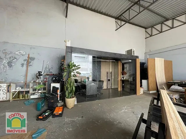 Galpão / Barracão com 282m², à venda, no bairro Calixtolândia em Anápolis
