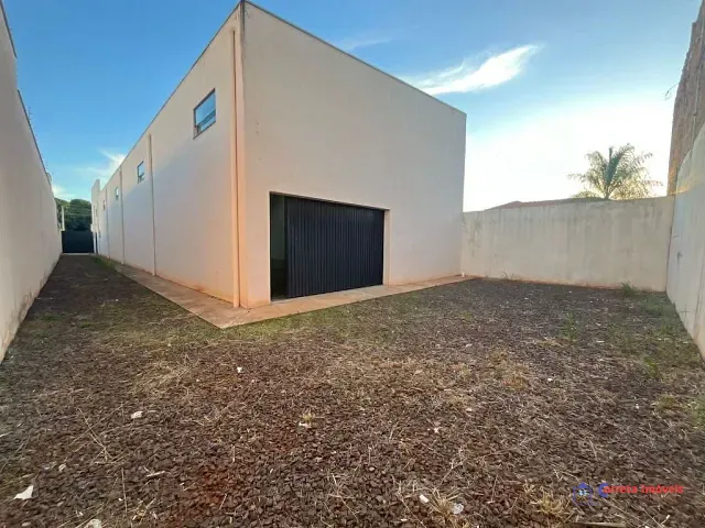 Galpão / Barracão com 625m², para alugar, no bairro Parque das Mangueiras em Três Lagoas