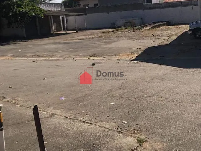 Terreno com 3100m², à venda ou para alugar, no bairro Quiririm em Taubaté