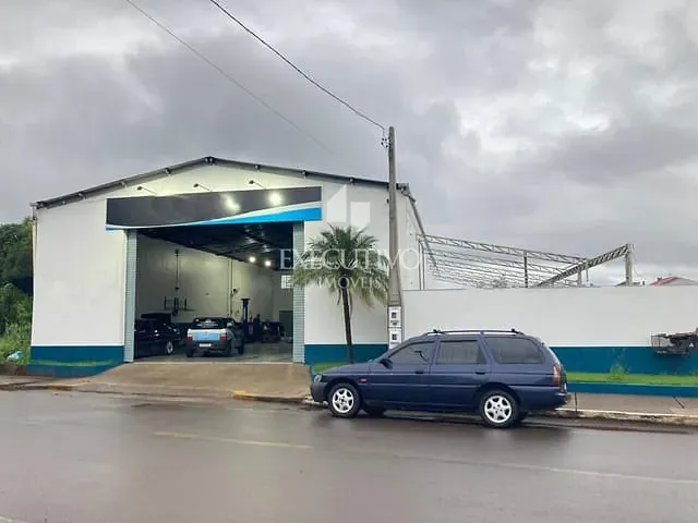 Galpão / Barracão com 288m², à venda, no bairro Centro em Arroio do Meio