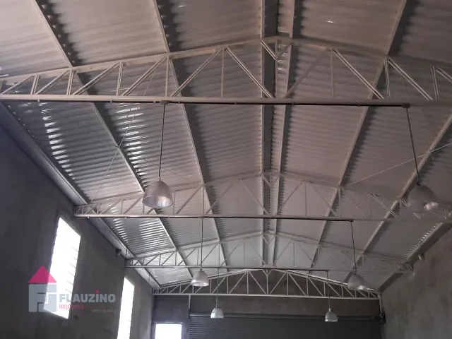 Galpão / Barracão com 250m², à venda, no bairro Jardim Ipê em São Paulo