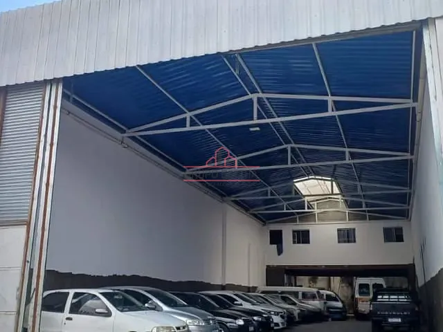 Galpão / Barracão com 500m², à venda, no bairro Munhoz Júnior em Osasco