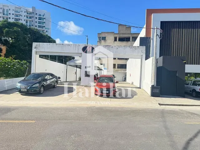 Galpão / Barracão à venda ou para alugar, no bairro Jardins em Aracaju