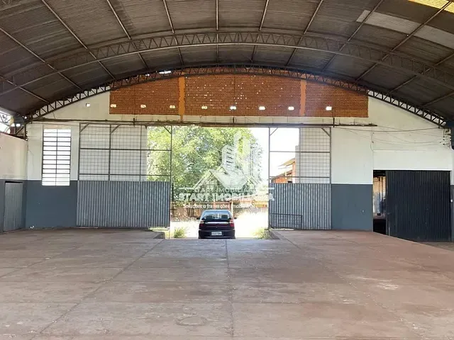 Galpão / Barracão com 500m², para alugar, no bairro Distrito Industrial IV em Pederneiras