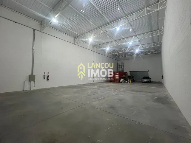Galpão / Barracão com 500m², à venda, no bairro Parque Residencial Jundiaí em Jundiaí