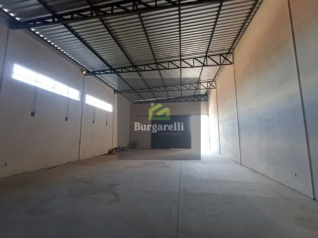 Galpão / Barracão para alugar, no bairro Serra Azul em Lavras