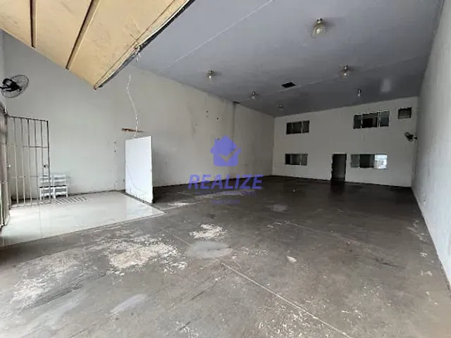 Galpão / Barracão com 290m², à venda, no bairro Jardim Cambuí em Botucatu