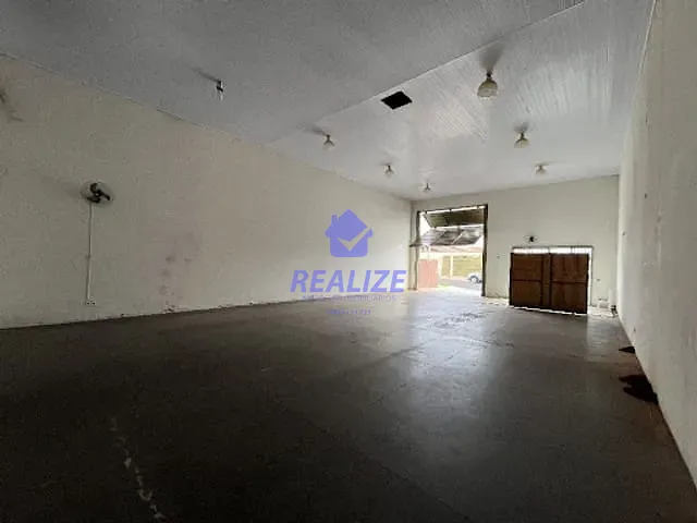 Galpão / Barracão com 290m², à venda, no bairro Jardim Cambuí em Botucatu