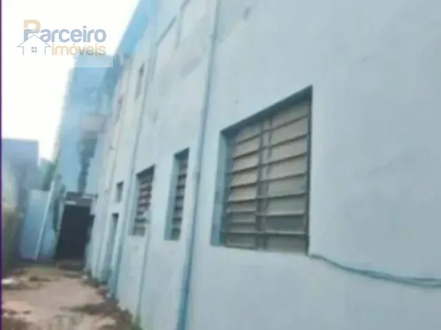 Galpão / Barracão com 1000m², à venda ou para alugar, no bairro Vila Nair em São Paulo
