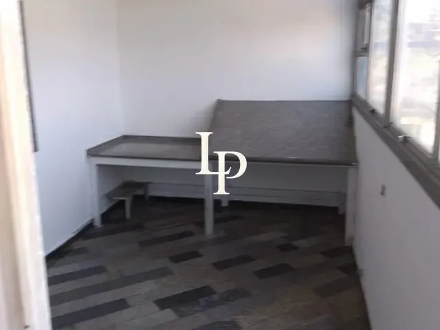Galpão / Barracão com 154m², à venda, no bairro Vila Santa Cecilia em Mauá