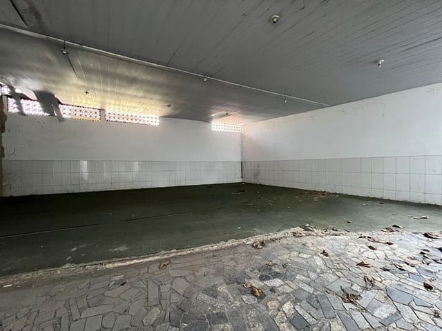 Galpão / Barracão com 360m², à venda ou para alugar, no bairro Campo Grande em Rio de Janeiro