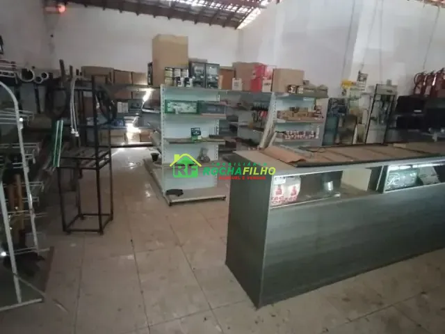 Galpão / Barracão com 215m², para alugar, no bairro Santa Maria da Codipe em Teresina