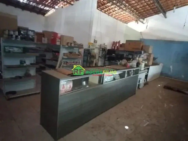 Galpão / Barracão com 215m², para alugar, no bairro Santa Maria da Codipe em Teresina