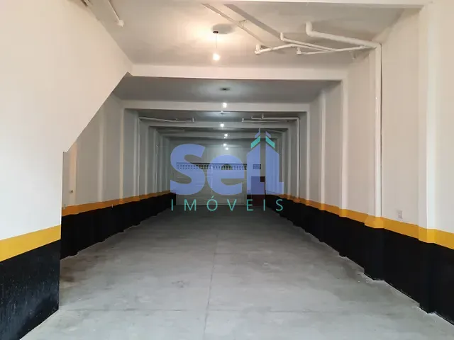 Galpão / Barracão com 300m², para alugar, no bairro Bom Retiro em São Paulo