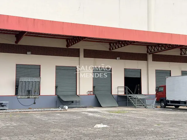 Galpão / Barracão à venda ou para alugar, no bairro Parque Verde em Belém