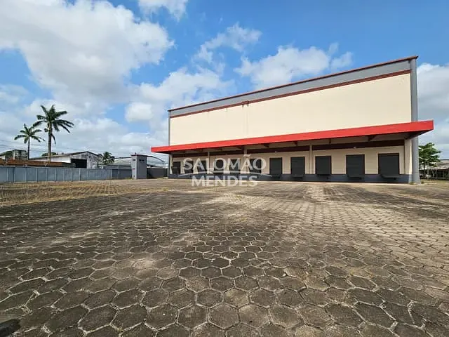 Galpão / Barracão à venda ou para alugar, no bairro Parque Verde em Belém