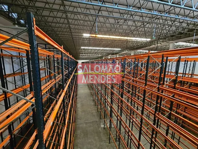 Galpão / Barracão à venda ou para alugar, no bairro Parque Verde em Belém