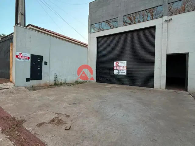 Galpão / Barracão com 324m², para alugar, no bairro Jardim Olímpico em Maringá