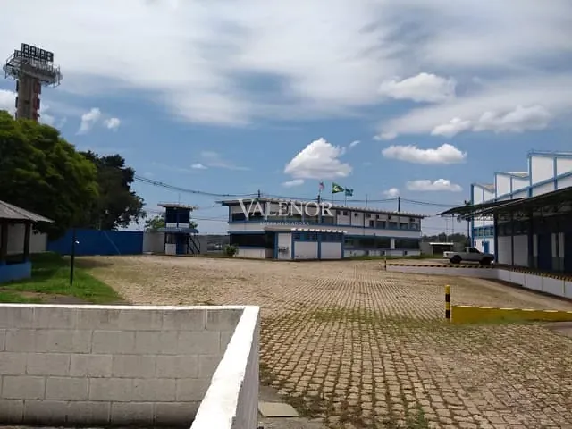 Galpão / Barracão com 18000m², à venda ou para alugar, no bairro Vila Cantoni em Jundiaí