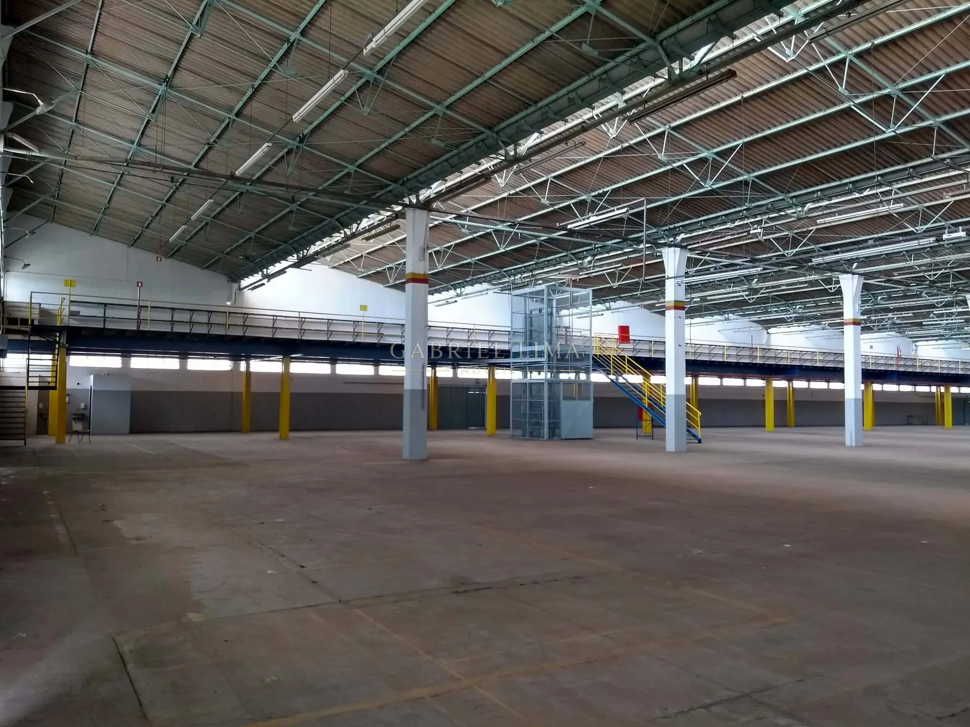 Depósito-Galpão, 18000 m² - Foto 9