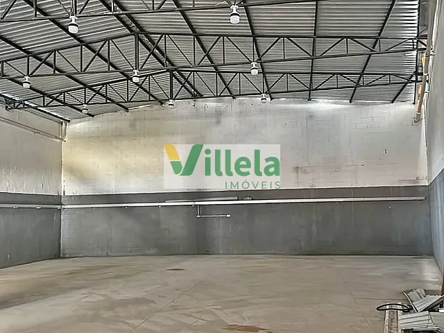 Galpão / Barracão à venda, no bairro Centro em Poá