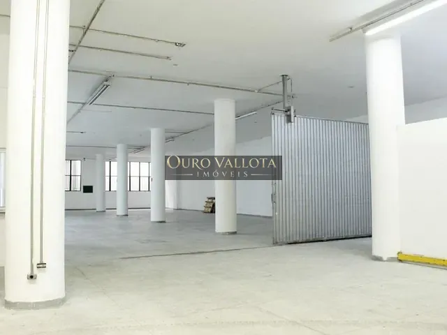 Galpão / Barracão com 1000m², para alugar, no bairro Brás em São Paulo