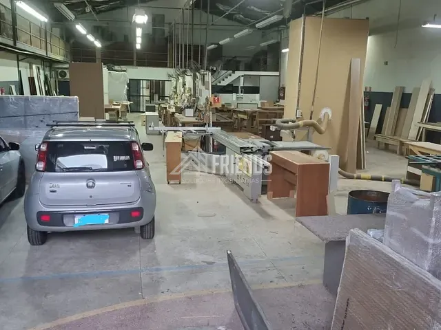 Galpão / Barracão com 800m², para alugar, no bairro Chácara Califórnia em São Paulo