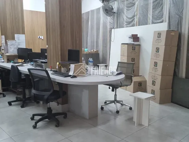 Galpão / Barracão com 800m², para alugar, no bairro Chácara Califórnia em São Paulo