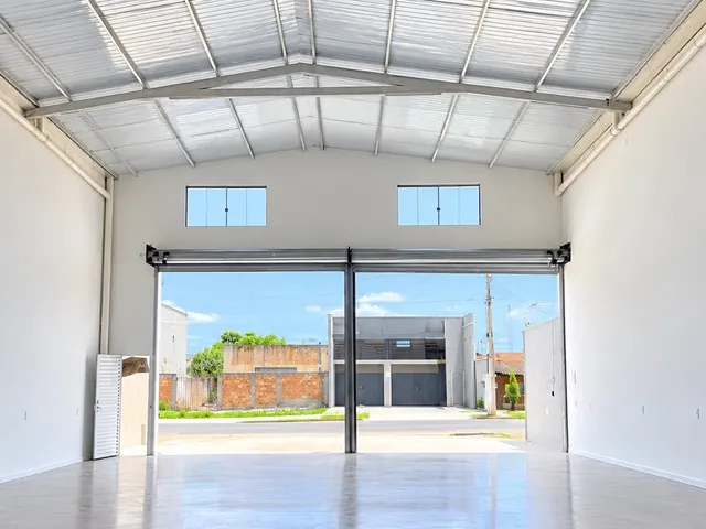 Galpão / Barracão para alugar, no bairro Residencial Jardim Canedo em Senador Canedo