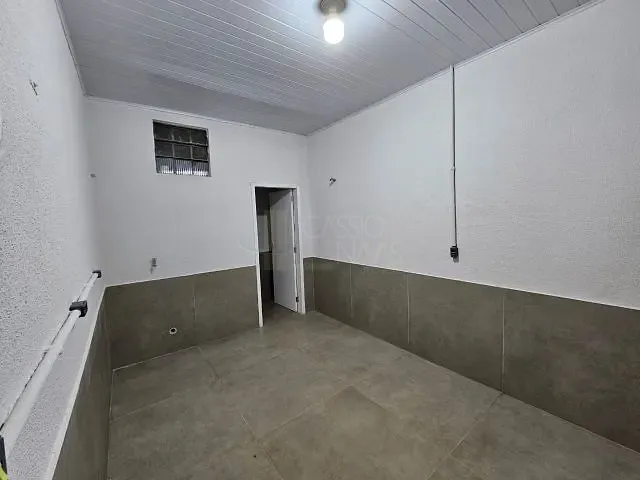 Galpão / Barracão para alugar, no bairro Centro em Apucarana