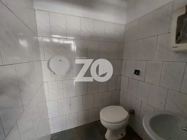 Galpão / Barracão à venda ou para alugar, no bairro Jardim Marabá em Bauru