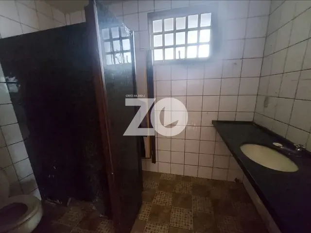 Galpão / Barracão à venda ou para alugar, no bairro Jardim Marabá em Bauru