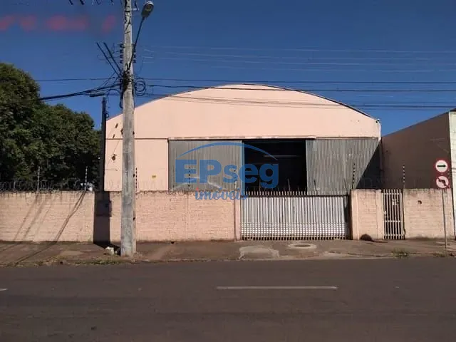Galpão / Barracão com 400m², para alugar, no bairro Jardim Morumbi em Londrina