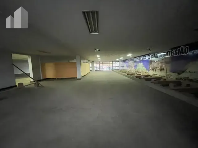 Galpão / Barracão com 1900m², à venda, no bairro Vila Rosali em São João de Meriti