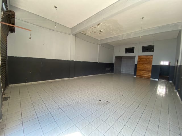 Galpão / Barracão com 100m², para alugar, no bairro Jardim Nova Esperança em Campinas