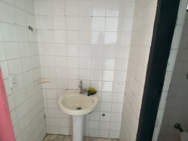 Galpão / Barracão com 100m², para alugar, no bairro Jardim Nova Esperança em Campinas