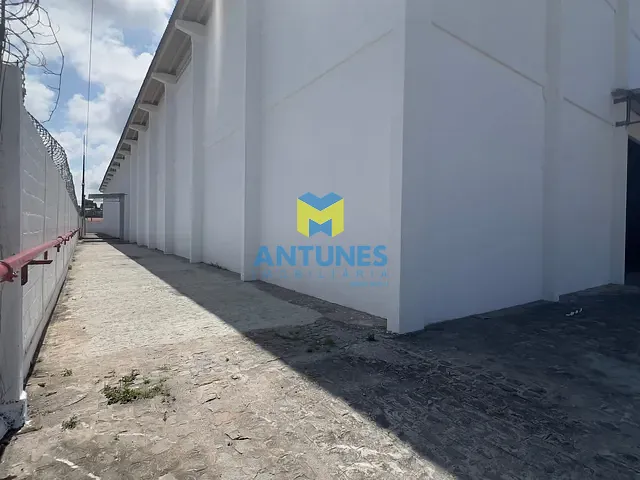 Galpão / Barracão com 2708m², para alugar, no bairro Jardim Jordão em Jaboatão dos Guararapes